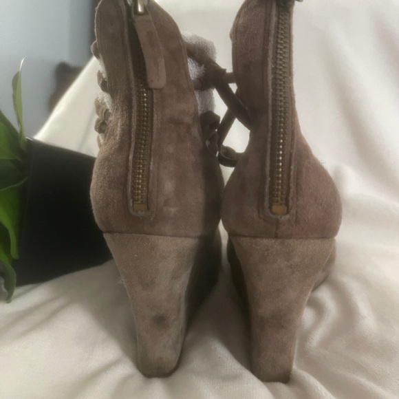 b. makowsky Tan Suede Knot- Centered Strappy Bootie - Picture 4 of 5